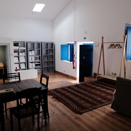Azoia 10 - Hostel & Casas De Campo Azoia de Baixo Phòng bức ảnh