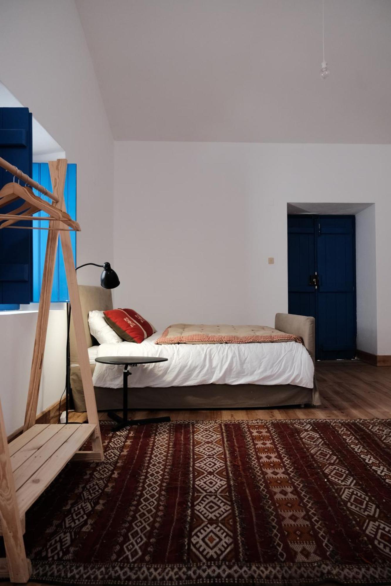 Azoia 10 - Hostel & Casas De Campo Azoia de Baixo Phòng bức ảnh